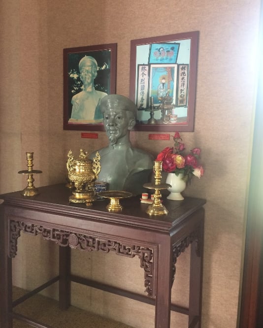 Mộ thủ khoa Bùi Hữu Nghĩa